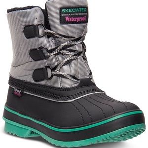 Skechers Highlanders Polar Bear snow boots